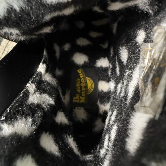 Dr. Martens Docs 1460 Serena Combat Boots Black Zebra Faux Fur Lined W7/ M6 - Picture 10 of 12